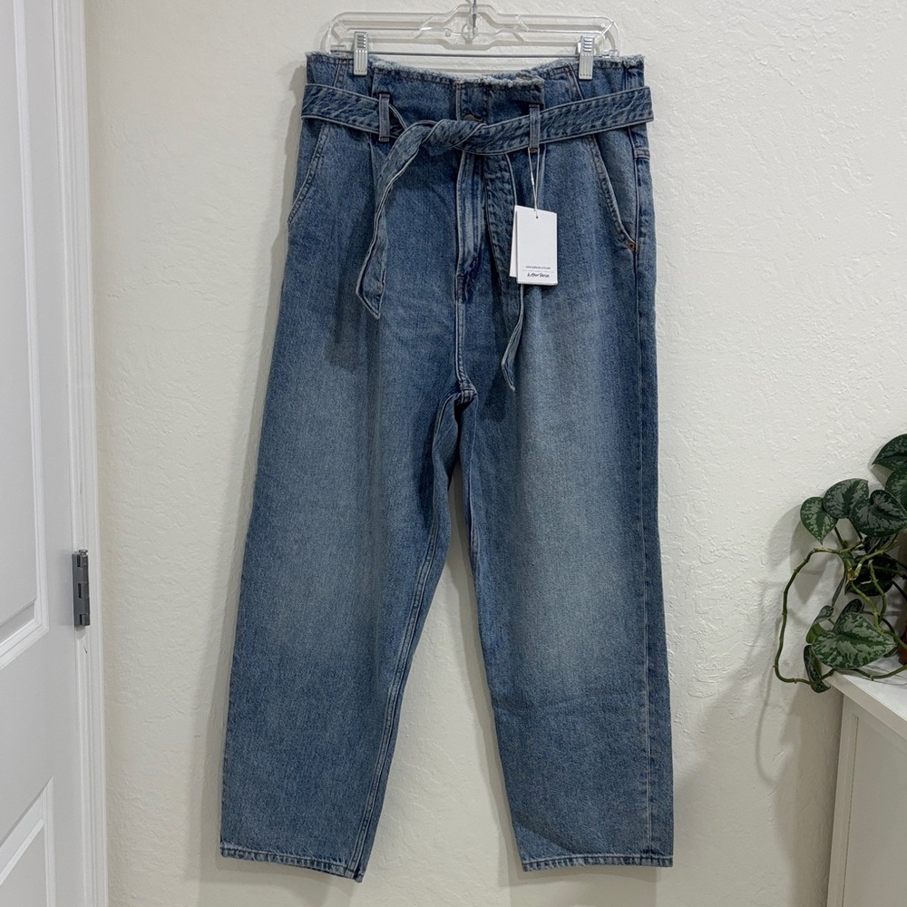 & Other Stories High Waist Belted Jeans Size 31